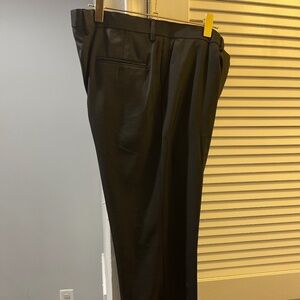 Haggar Dress Pants | Black Straight Fit | Size 38x32 | Wrinkle-Free Comfort